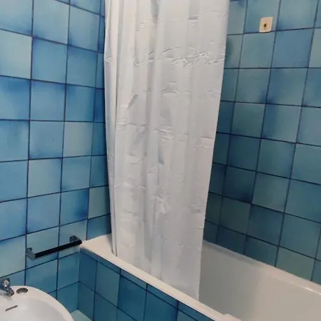 Отель Porta 80 House *
