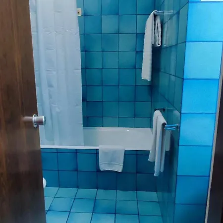 Porta 80 House * 브라가