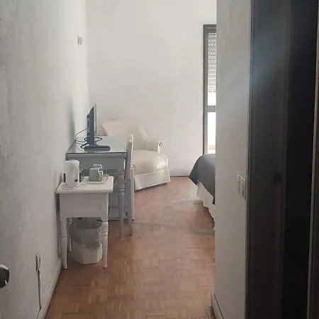 Porta 80 House Отель *