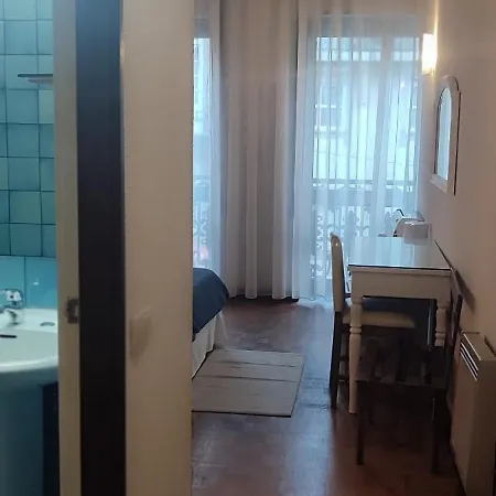Szálloda Porta 80 House *