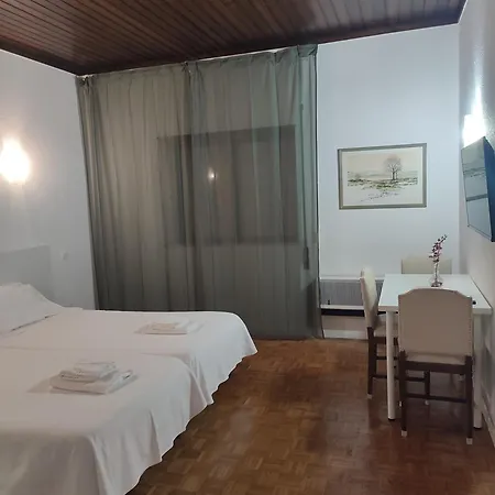 Porta 80 House * Braga