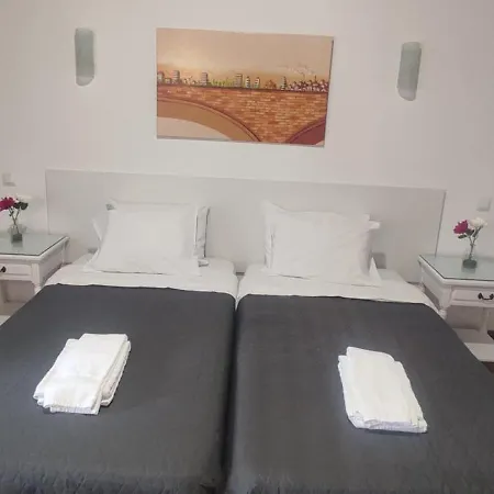 Porta 80 House Szálloda *