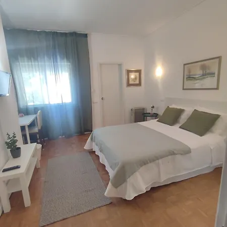 Porta 80 House فندق براغا