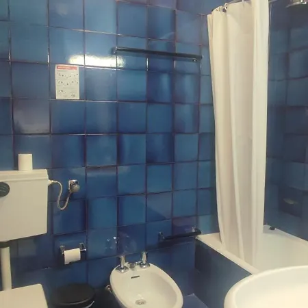 Hotell Porta 80 House *