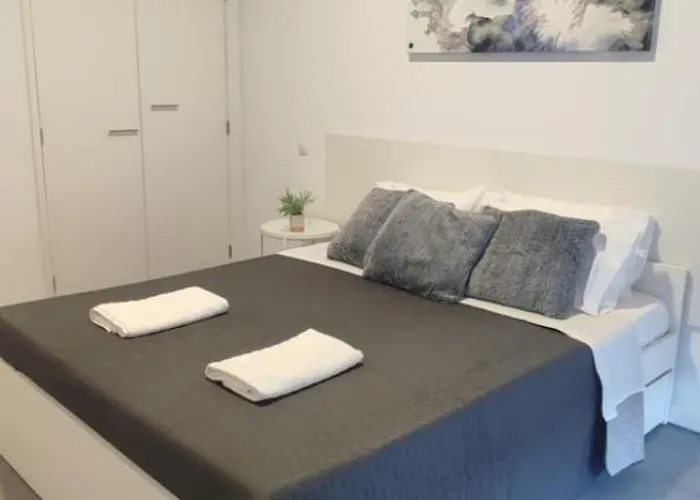 Porta 80 House * ブラガ