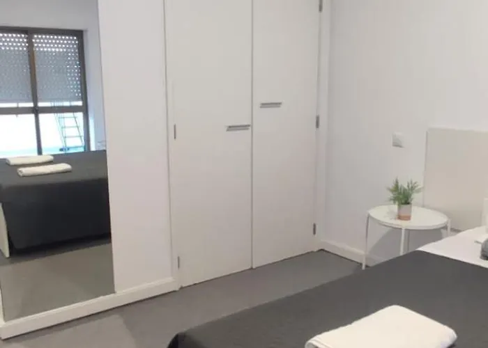 Hotel Porta 80 House