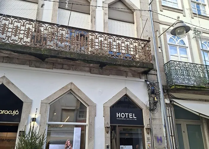 Porta 80 House * ブラガ